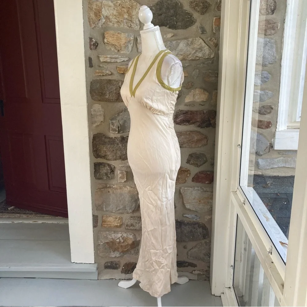 NWT Mon Renn Dress - Picture 5 of 13